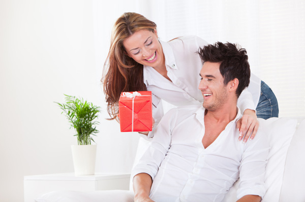 Ways to keep your man so happy that he will never leave you !